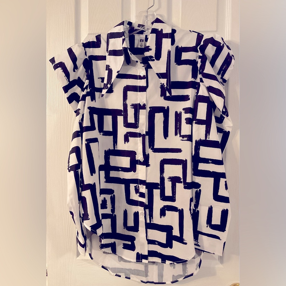 Bundle for @saundrab98 Geometric Patterned Fashion Shirt Small plus 2 blazers